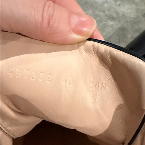 Authentic Gucci Black and Red Women's Boots with Pearl straps - Picture 2 of 2